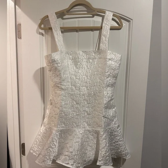NWOT Amanda Uprichard white dress size medium - Picture 2 of 4